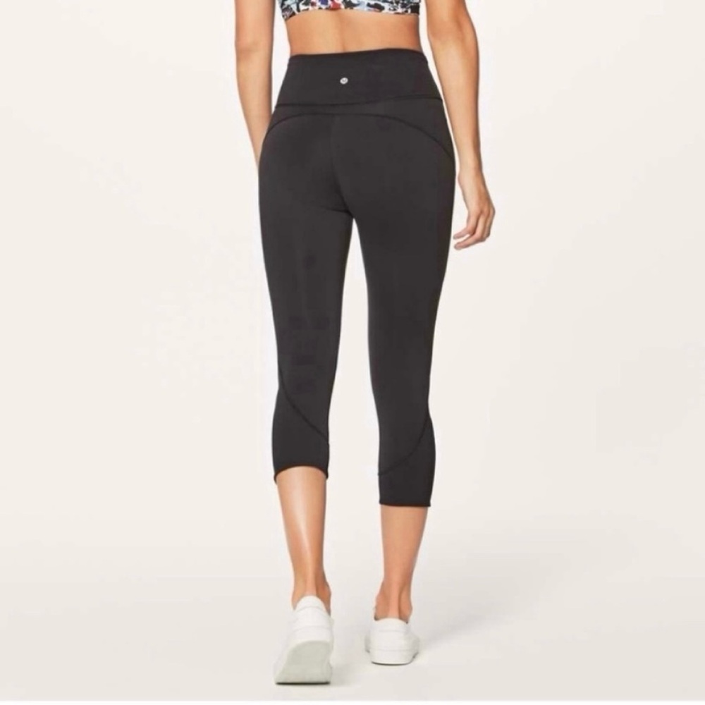 Lululemon In Movement Crop - Picture 5 of 8